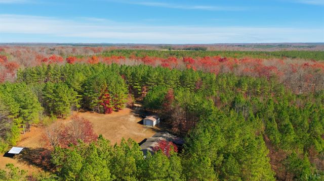 1690 Poorhouse Creek Road, Appomattox, VA 24522