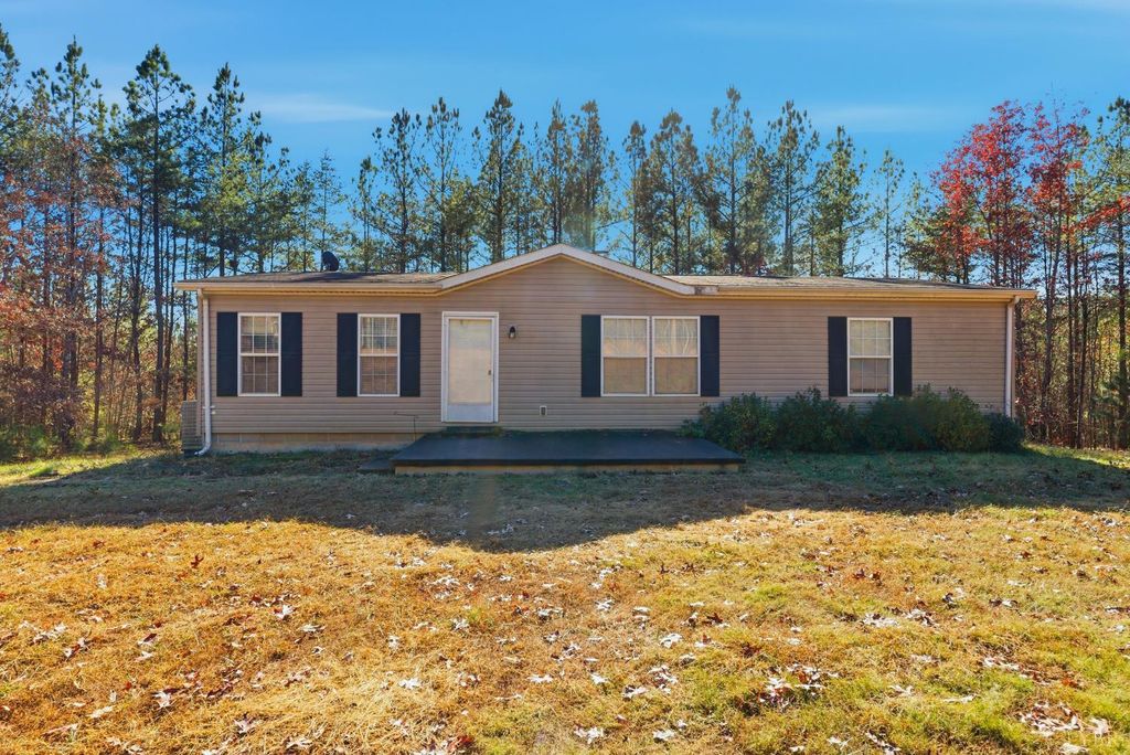 1690 Poorhouse Creek Road, Appomattox, VA 24522