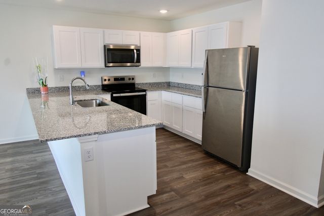 205 Landing Boulevard, Woodbine, GA 31569