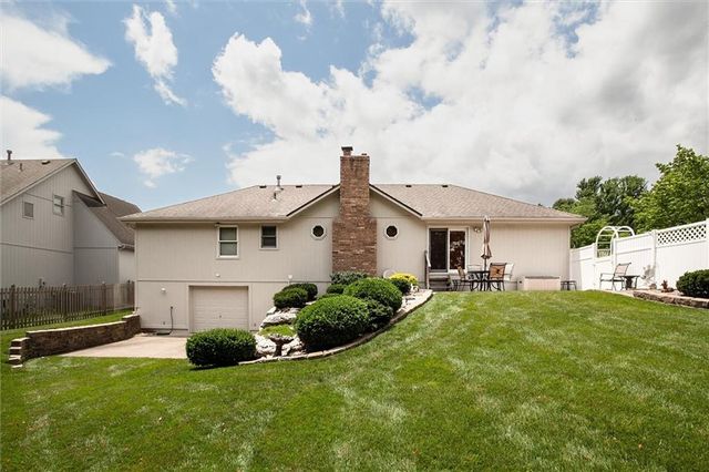 3401 Gateway Drive, Independence, MO 64057