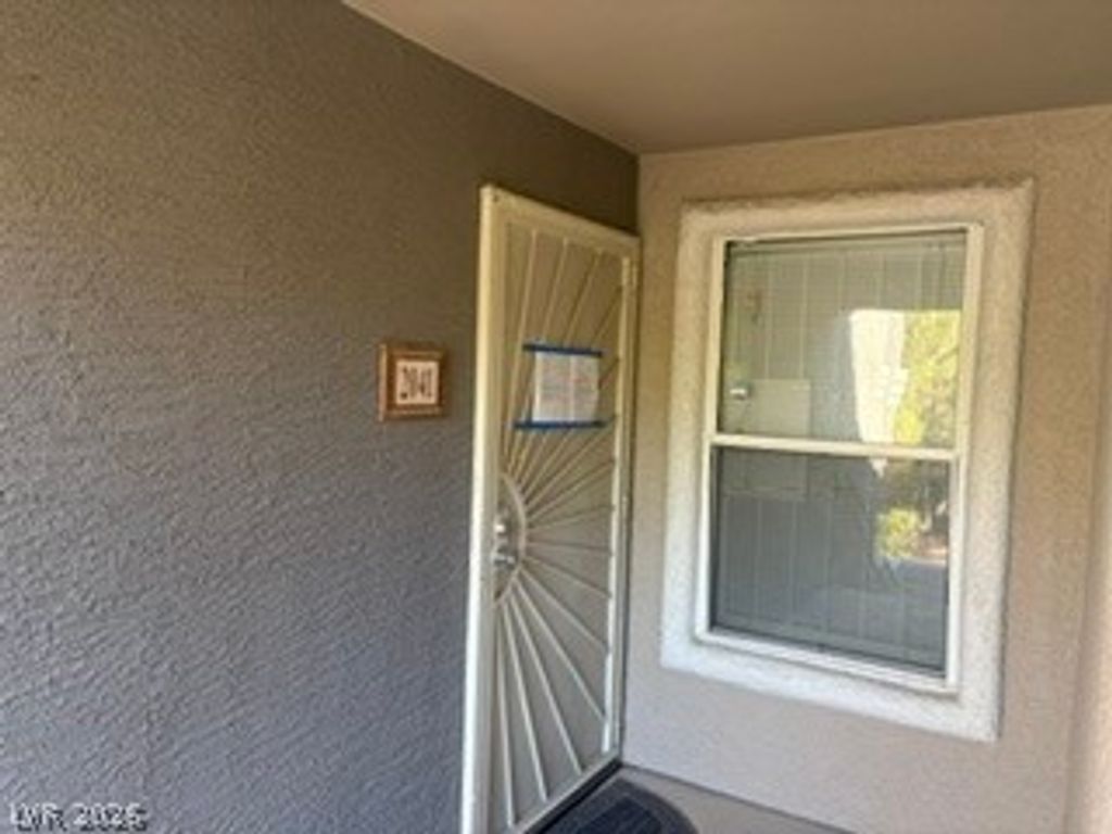 5055 West Hacienda Avenue 2041, Las Vegas, NV 89118 — photo 2