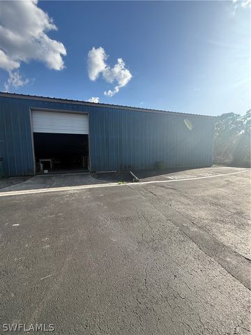 1750 24th AVE NE, Naples, FL 34120