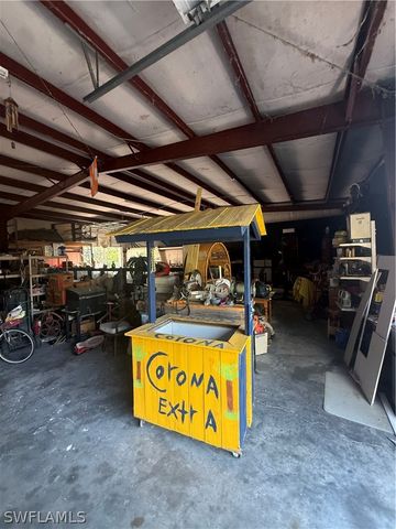 1750 24th AVE NE, Naples, FL 34120