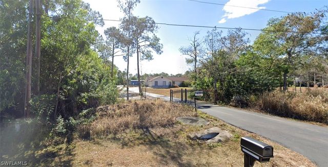 1750 24th AVE NE, Naples, FL 34120