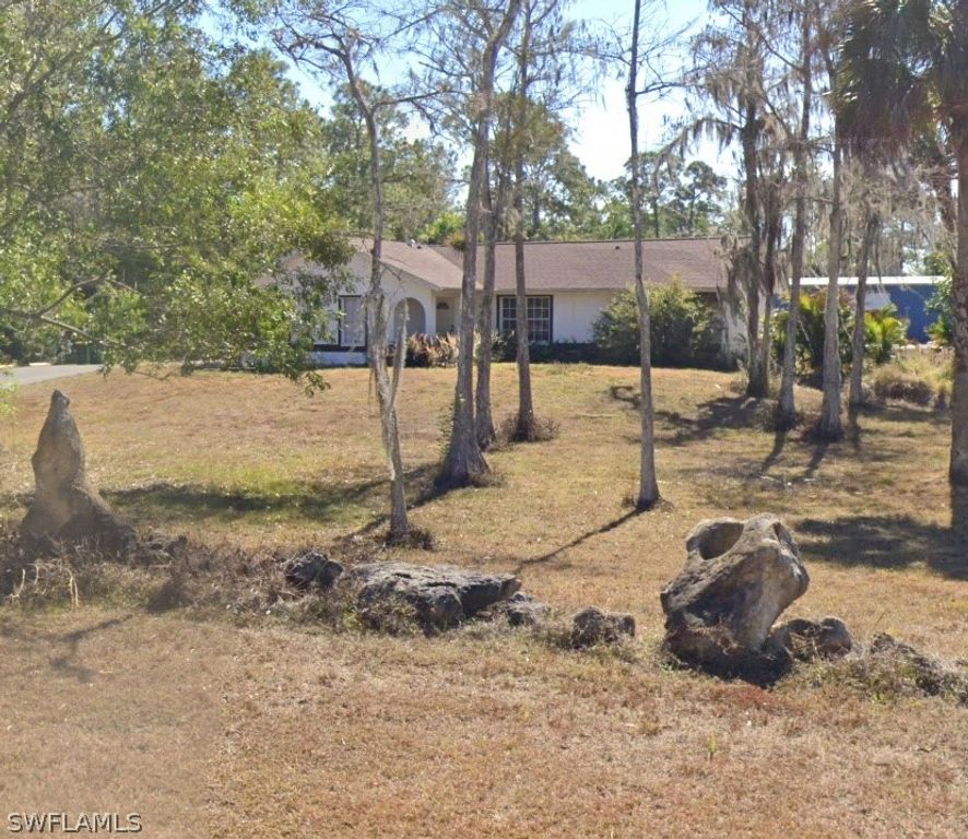 1750 24th AVE NE, Naples, FL 34120