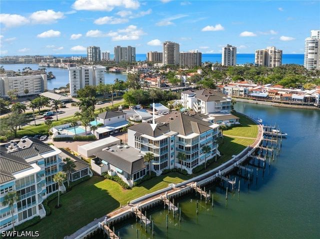 255 Park Shore DR 3-341, Naples, FL 34103