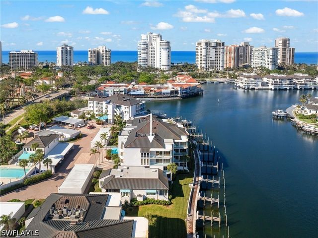 255 Park Shore DR 3-341, Naples, FL 34103