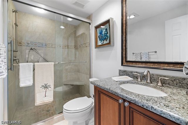 255 Park Shore DR 3-341, Naples, FL 34103