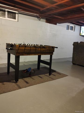 612 Bradfield Street, Bay City, MI 48706