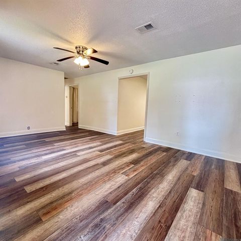 12390 Deck Blvd, Geismar, LA 70734