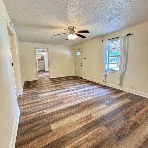 12390 Deck Blvd, Geismar, LA 70734
