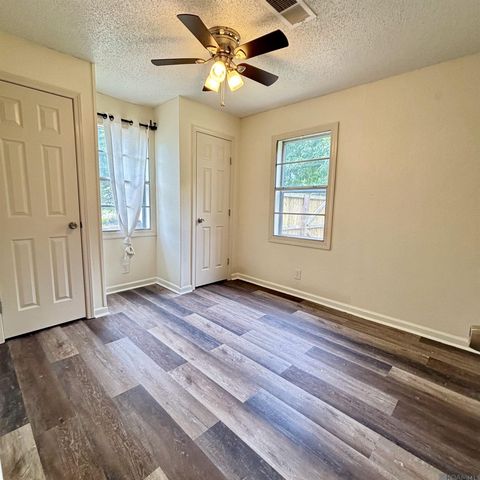 12390 Deck Blvd, Geismar, LA 70734