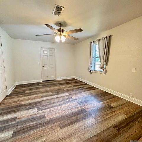 12390 Deck Blvd, Geismar, LA 70734