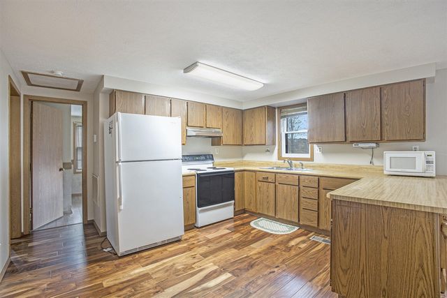 6371 Wood School Road, Freeport, MI 49325