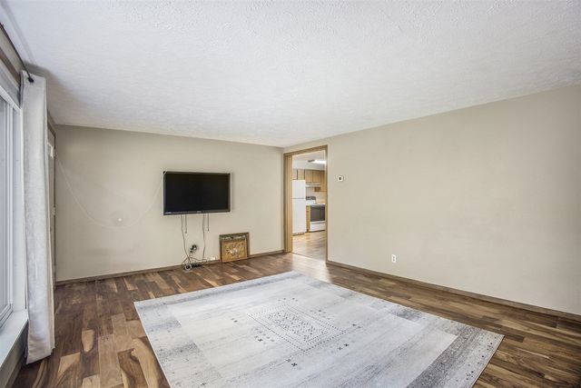 6371 Wood School Road, Freeport, MI 49325