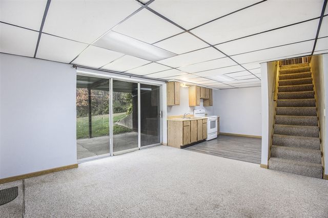 6371 Wood School Road, Freeport, MI 49325