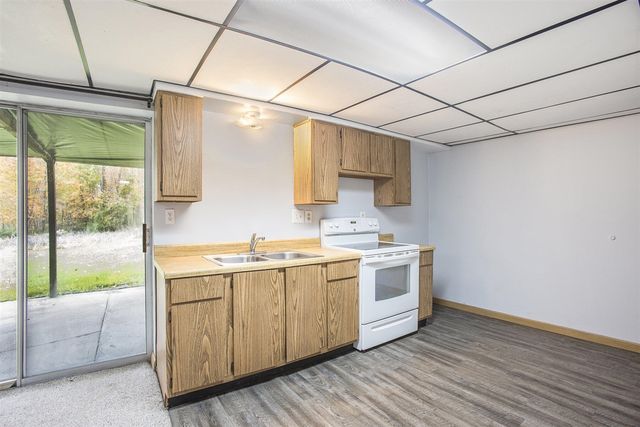 6371 Wood School Road, Freeport, MI 49325