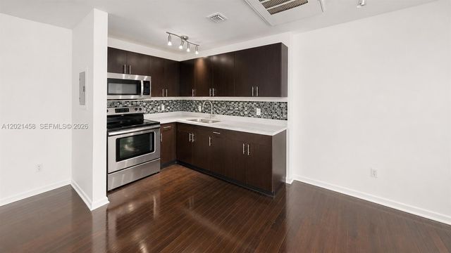 1542 Drexel Ave 105, Miami Beach, FL 33139