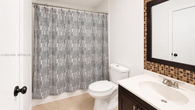 1542 Drexel Ave 105, Miami Beach, FL 33139