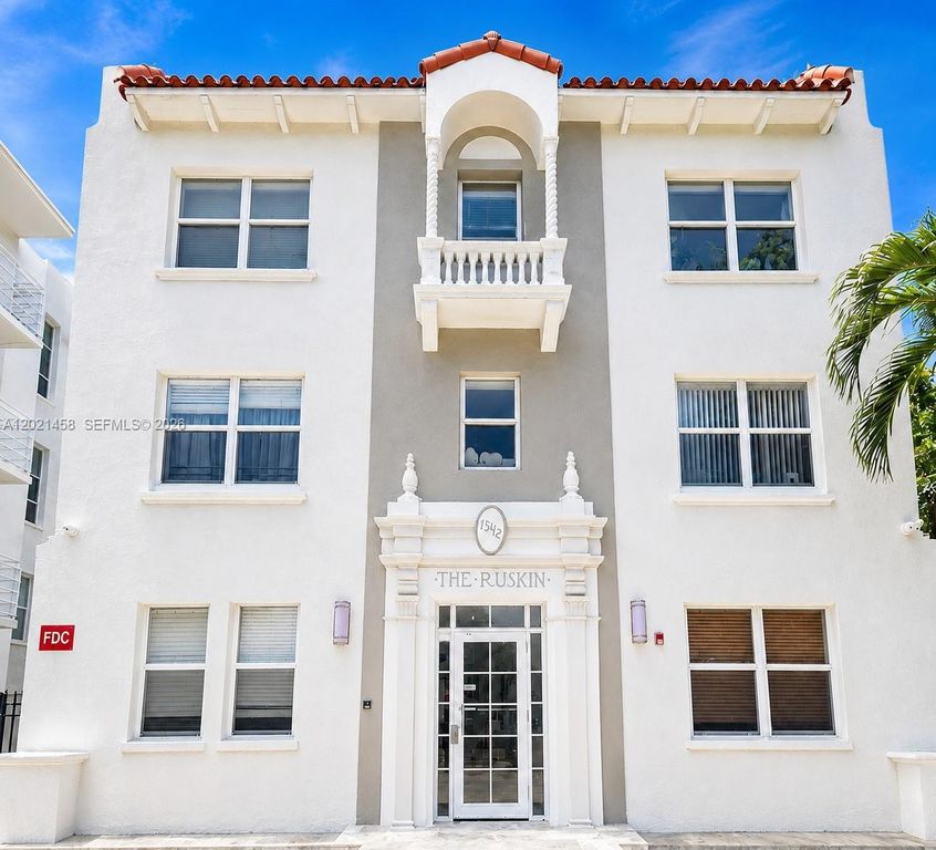1542 Drexel Ave 105, Miami Beach, FL 33139