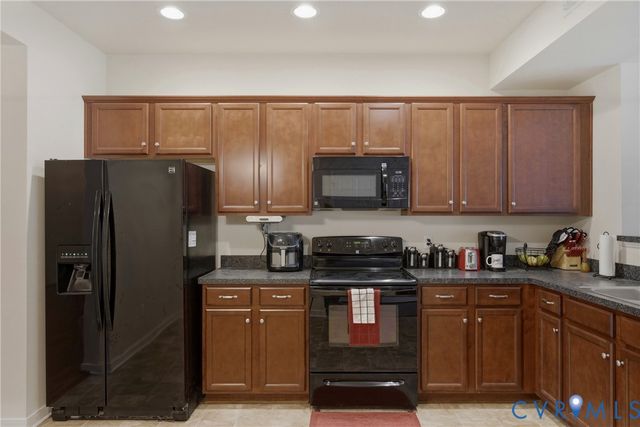 3803 Eagle Dr, Hopewell, VA 23860