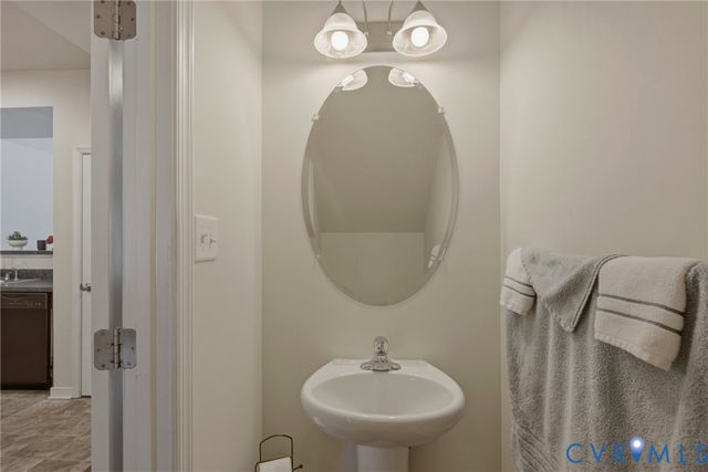 3803 Eagle Dr, Hopewell, VA 23860