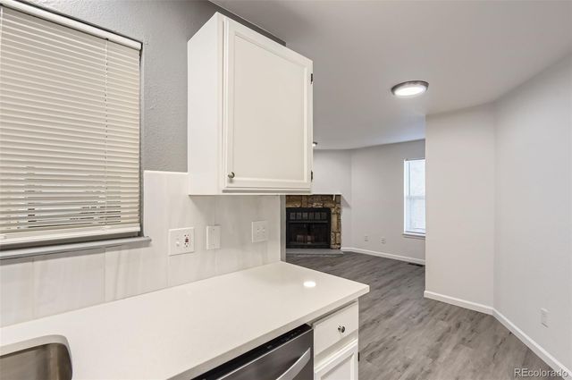 932 S Dearborn 8, Aurora, CO 80112