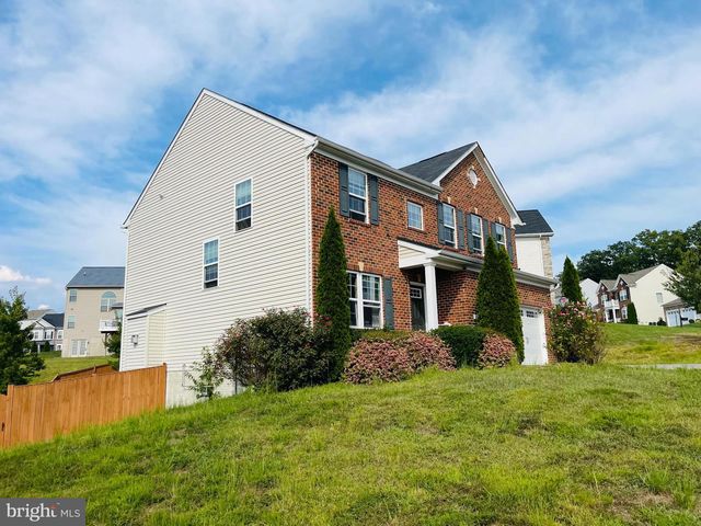 3214 FLEDGLING CIR, Woodbridge, VA 22193