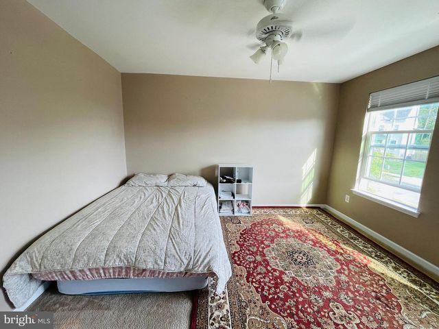 3214 FLEDGLING CIR, Woodbridge, VA 22193