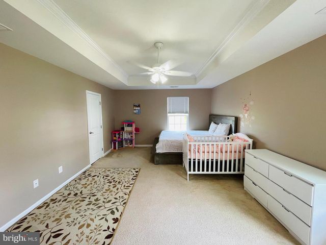3214 FLEDGLING CIR, Woodbridge, VA 22193