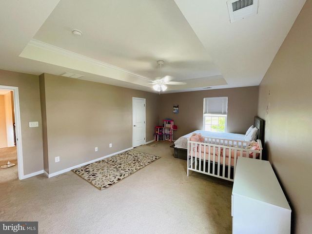 3214 FLEDGLING CIR, Woodbridge, VA 22193