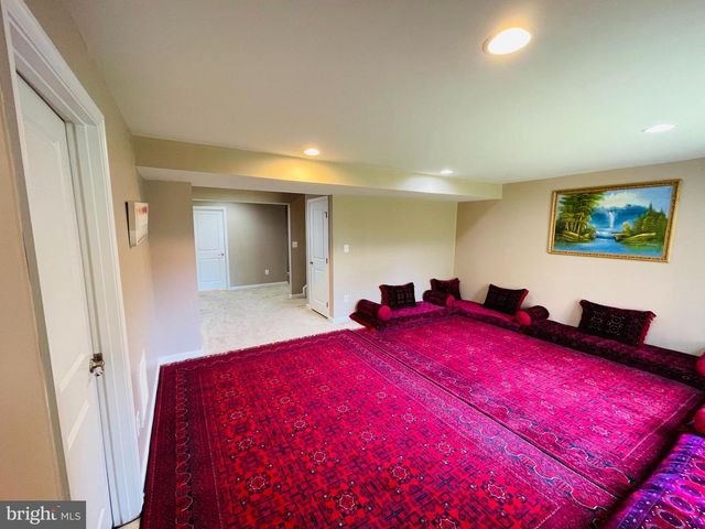 3214 FLEDGLING CIR, Woodbridge, VA 22193
