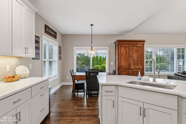 174 Kerby Road, Grosse Pointe Farms, MI 48236