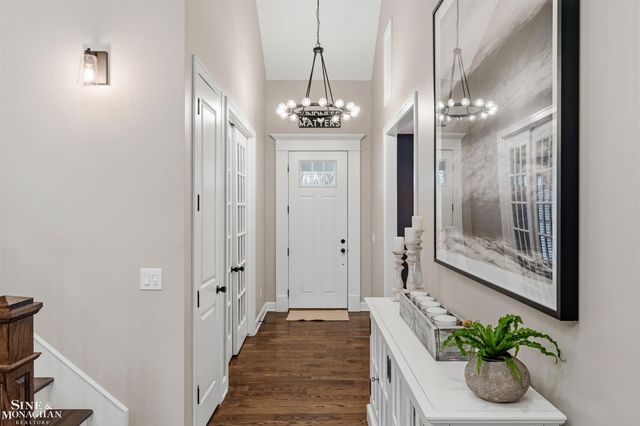 174 Kerby Road, Grosse Pointe Farms, MI 48236