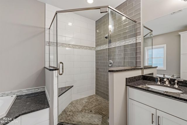 174 Kerby Road, Grosse Pointe Farms, MI 48236