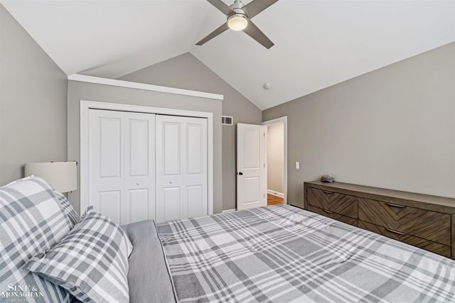 174 Kerby Road, Grosse Pointe Farms, MI 48236