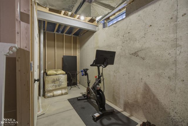 174 Kerby Road, Grosse Pointe Farms, MI 48236