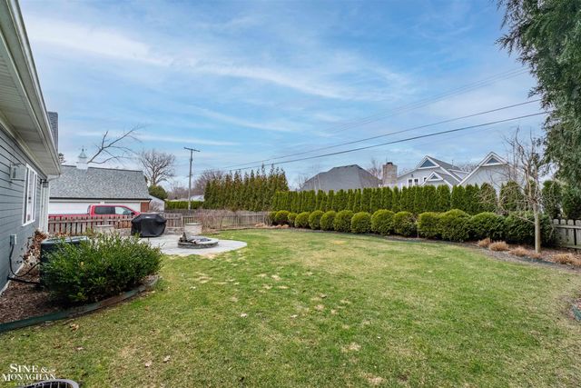 174 Kerby Road, Grosse Pointe Farms, MI 48236