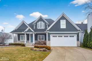 174 Kerby Road, Grosse Pointe Farms, MI 48236