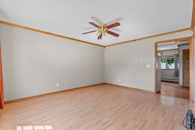 1072 N Highland Avenue, Aurora, IL 60506