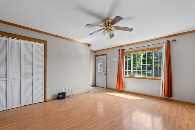 1072 N Highland Avenue, Aurora, IL 60506