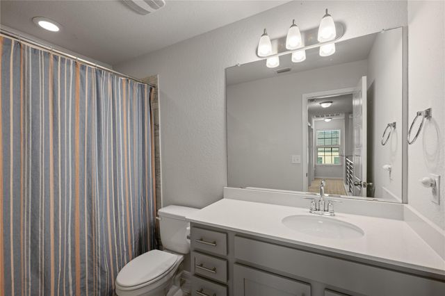 7205 Ray Charles DR, Austin, TX 78745