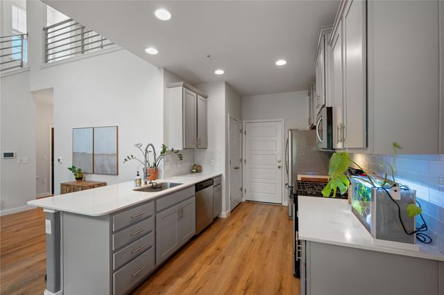 7205 Ray Charles DR, Austin, TX 78745