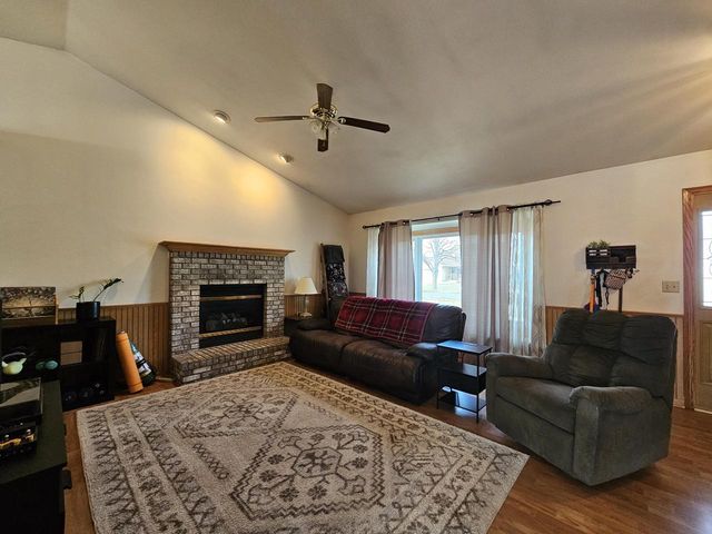 1016 Springs ROAD, Fond Du Lac, WI 54935