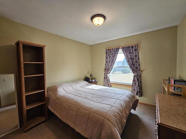 1016 Springs ROAD, Fond Du Lac, WI 54935