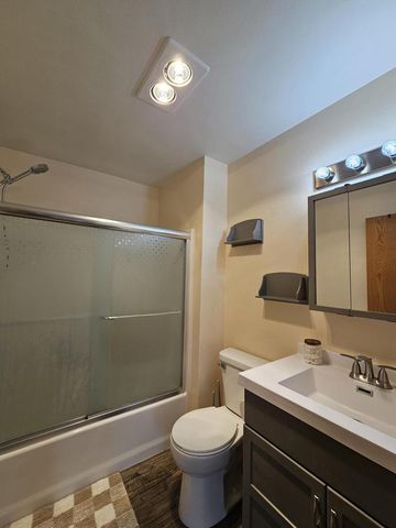 1016 Springs ROAD, Fond Du Lac, WI 54935