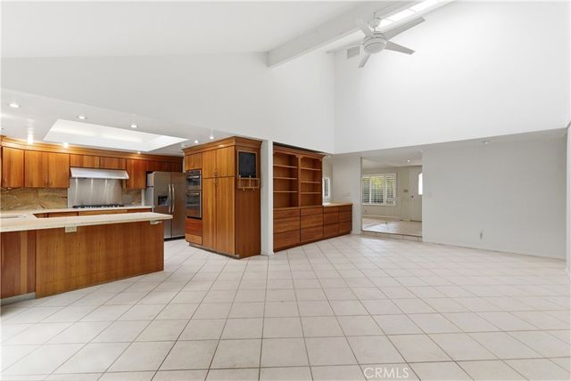 2788 Bluebird Circle, Costa Mesa, CA 92626