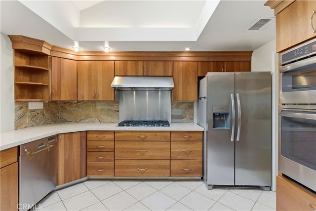 2788 Bluebird Circle, Costa Mesa, CA 92626