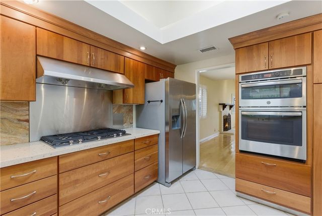 2788 Bluebird Circle, Costa Mesa, CA 92626