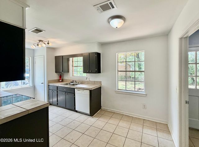 106 Cumberland Court, Brandon, MS 39047